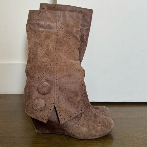 Not Rated Brown Heeled Boots with Slouchy Design - Picture 2 of 4